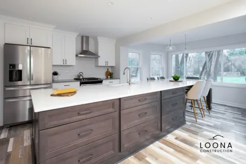 Kitchen island in Los Gatos