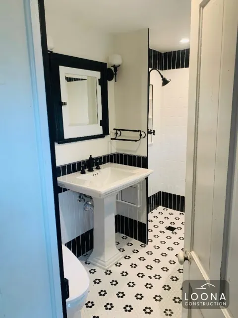 Vintage-style bathroom remodel in Oakland, photo 2