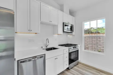 Family ADU with French doors in Fremont, photo 6