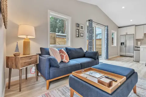 2-bedroom rental ADU in Mountain View, photo 3