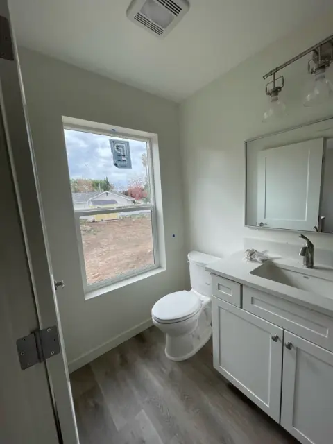 2-bedroom ADU with blue door in Pleasanton, photo 4